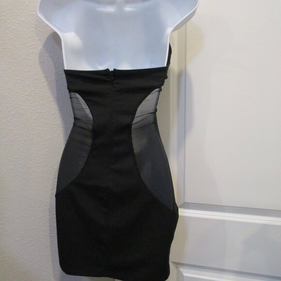 SUPERDOWN ROXY BLACK HALTER MINI DRESS NWT SMALL - Picture 4 of 4